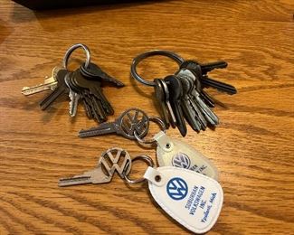 VINTAGE KEYS