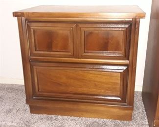 Vintage pair of nightstands 