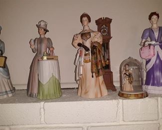 Avon President's Club Award figurines (Mrs. Elbee)