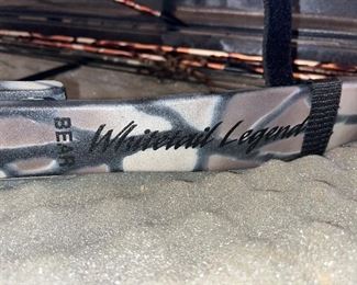 BEAR WHITETAIL LEGAND BOW