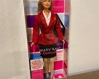 Mary Kay Star Consultant Barbie 40 Year Collectible Special Edition Mattel B2737