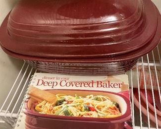 Pampered Chef Deep Covered Baker