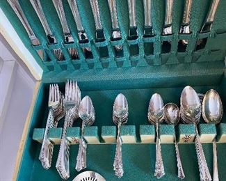 Holmes & Edwards Mid-Century Modern Inlaid Silverplate Set                                                                                                         Springtime Pattern