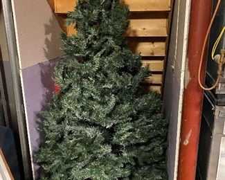 6' Christmas Tree w/ Lights