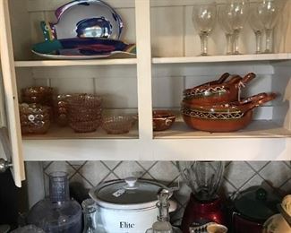 Crockpot, amber glassware