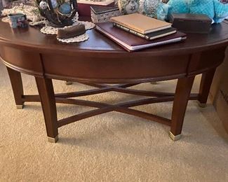 Lane oval coffee table with one drawer