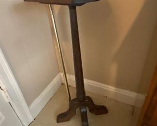 plant / candle stand