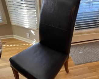 kitchen chair good condition (x4)