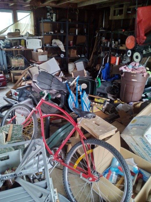 75 OF EVERYTHING ESTATE SALE in Des Plaines, IL starts on 3/13/2023