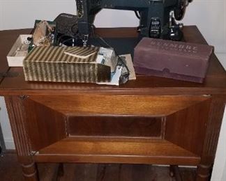 Heavy duty kenmore sewing machine 