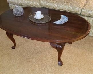 Nice queen anne coffee table and 2 end tables set