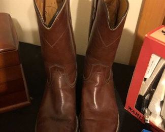Cowboy Boots - 9.5 