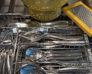 Flatware set Yellow Metal Colanders