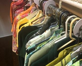 Greens, yellow, oranges
Sizes S/M