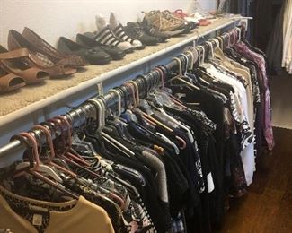 Brown and blacks
Sizes S/M