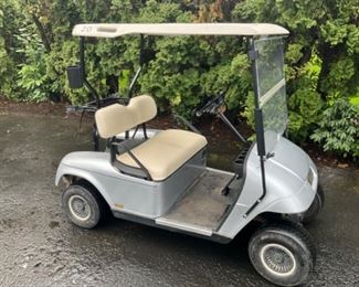 E-Z-GO golf cart (low hours, 1,500)