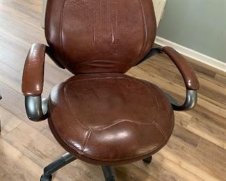 #14	Display Cabinet w/curved sides & Curved Glass w/4 glass shelves & 4 doors 33x11x73  w/dual Lighting in top & Bottom	 $175.00 
