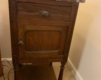 #25	Vintage Wood Side Table w/1 drawer & 1 door w/marble top - 18x15x30	 $125.00 - sold
#26	Asian Ginger Jar Lamp w/gold accents 	 $100.00 
