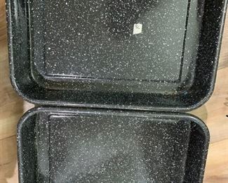#78	Set of 2 Rectangular Black&White Speckled Roasting Pans - 16x12	 $20.00 
