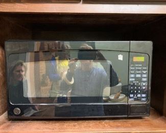 #83	GE Microwave	 $30.00 
