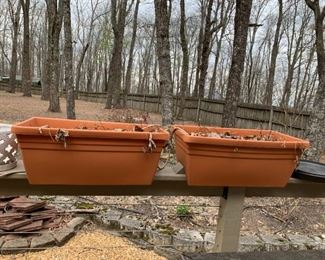 #96	Set of 2 Plastic Rectangular Planters w/bottom Groove for hanging on Rail 	 $20.00 
#97	Set of 2 Plastic Rectangular Planters w/bottom Groove for hanging on Rail 	 $20.00 
