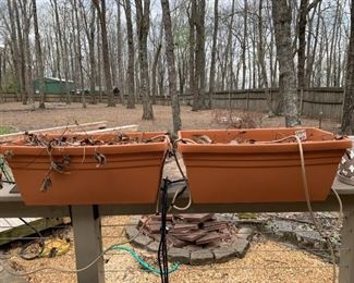 #96	Set of 2 Plastic Rectangular Planters w/bottom Groove for hanging on Rail 	 $20.00 
#97	Set of 2 Plastic Rectangular Planters w/bottom Groove for hanging on Rail 	 $20.00 
