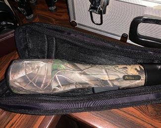 #165	Camo Team Realtree Lens w/tripod 	 $120.00 
