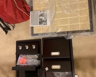 #190	Wall Organizer Lot	 $25.00 
