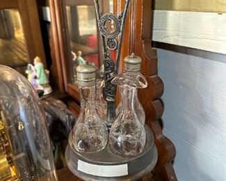 Silver plate cruet set