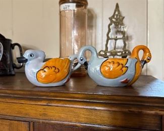 Old Luster sugar and creamer