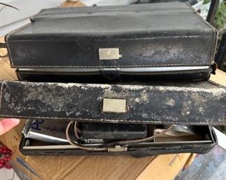 2 old cameras in case with all accessories