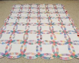 	 ANTIQUE HAND SEWN QUILT DOUBLE WEDDING RING PATTERN, APPROXIMATELY 7 FT 1 IN X 8 FT 4  ING
