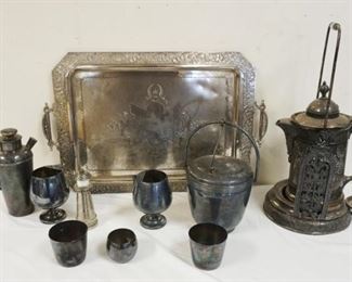 1135	LOT OF SILVERPLATE INCLUDING LARGE HEAVY VICTORIAN 28 IN X 18 IN PLATTER, VICTORIAN WATER PITCHER HAS ONE PIN MISSING
