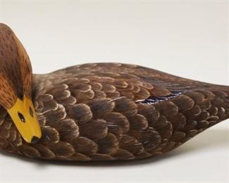 1189	ARTIST SIGNED DUCK DECOY, APPROXIMATELY 16 IN X 6 IN HIGH

