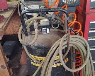 Black Max Direct Drive Air Compressor 5 Impact Wrench