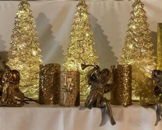 A Golden Christmas