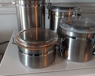  Cannister set