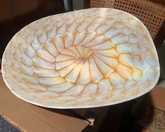 Yalos Casa Murano seashell bowl, scarce 