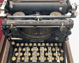 Underwood typewriter
