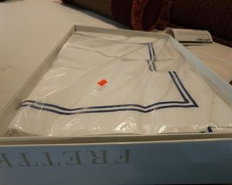 Frette sheet set NIB with plastic wrap. 