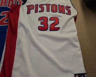 Pistons Jersey 