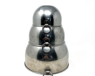 Three Revere Ware Stainless Mixing Bowls With Thumb Rings 8.5" 7" 5.5"