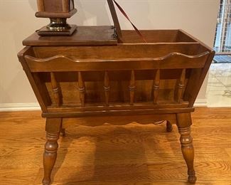 Colonial Furniture by Baumritter Table