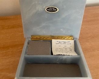 INTRICATE CHERUB ANGEL VINTAGE INCOLAY STONE JEWELRY JEWELRY BOX LINED  LIDDED