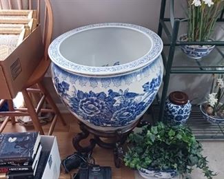 Huge blue transfer wear planter