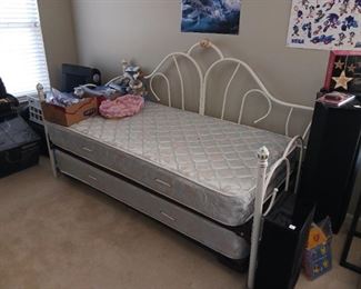 Cast iron trundle bed princess