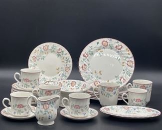 Briar Rose by Churchill Dinnerware, England