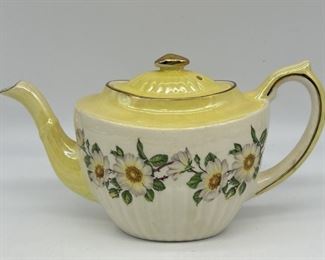 Vintage Sunny Daisy China Teapot w/ Gold Trim