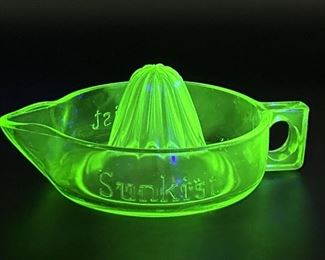 Sunkist Vaseline Glass Juicer