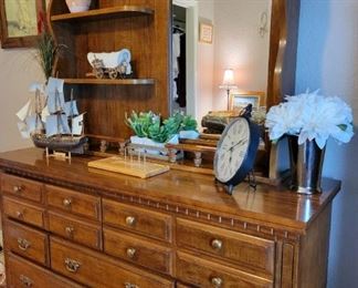 2 complete matching bedroom suits with FULL size beds